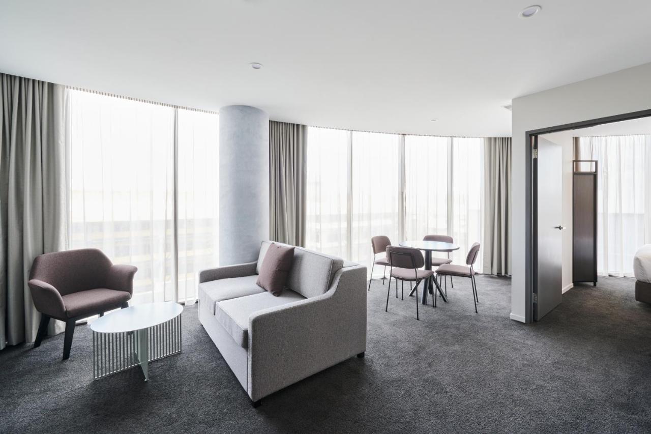 Hotel Abode Belconnen Canberra Esterno foto