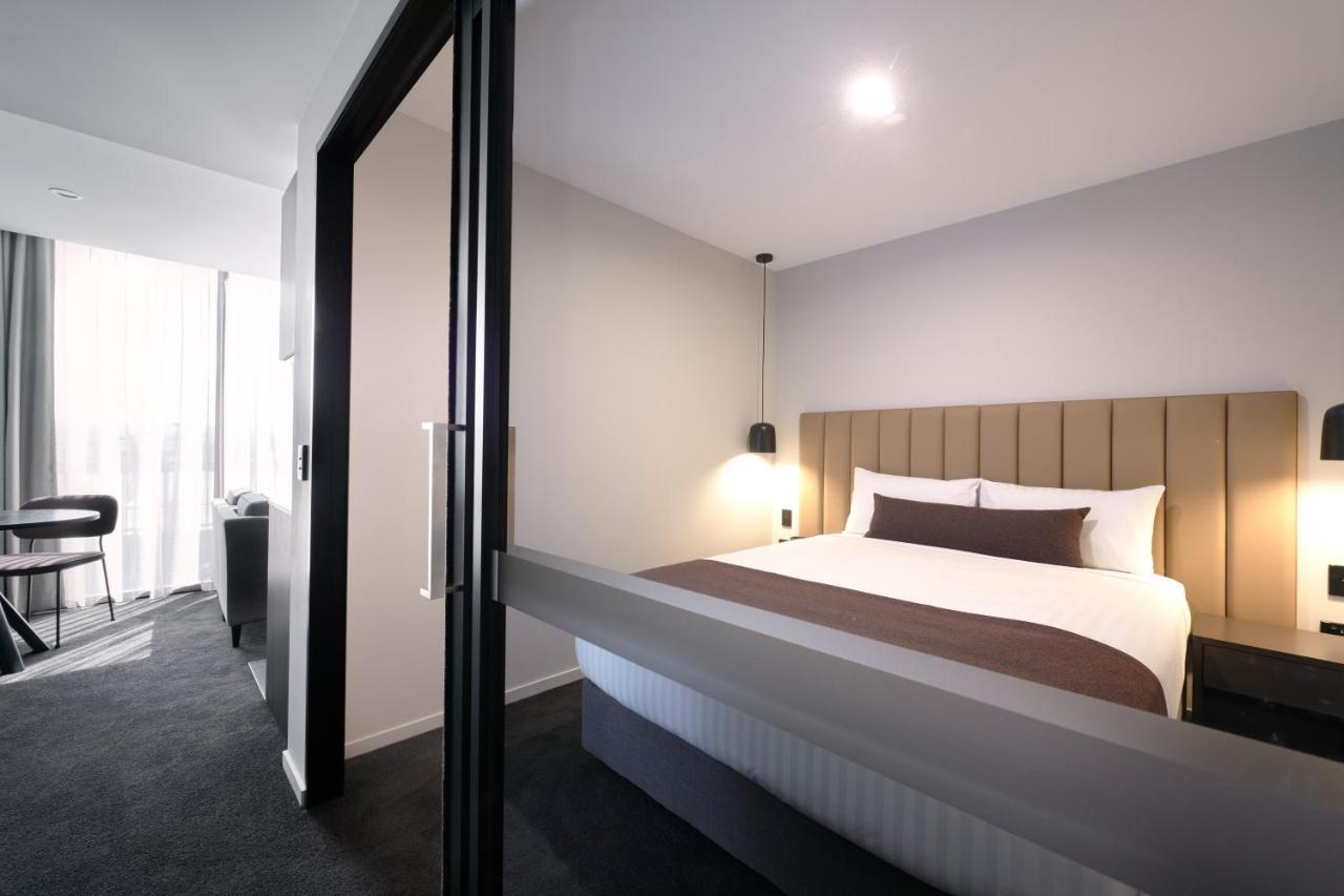 Hotel Abode Belconnen Canberra Esterno foto
