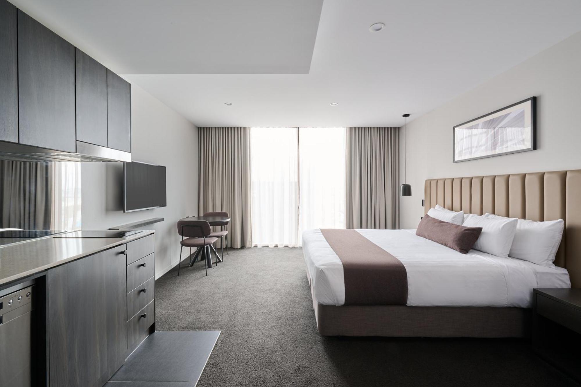 Hotel Abode Belconnen Canberra Esterno foto